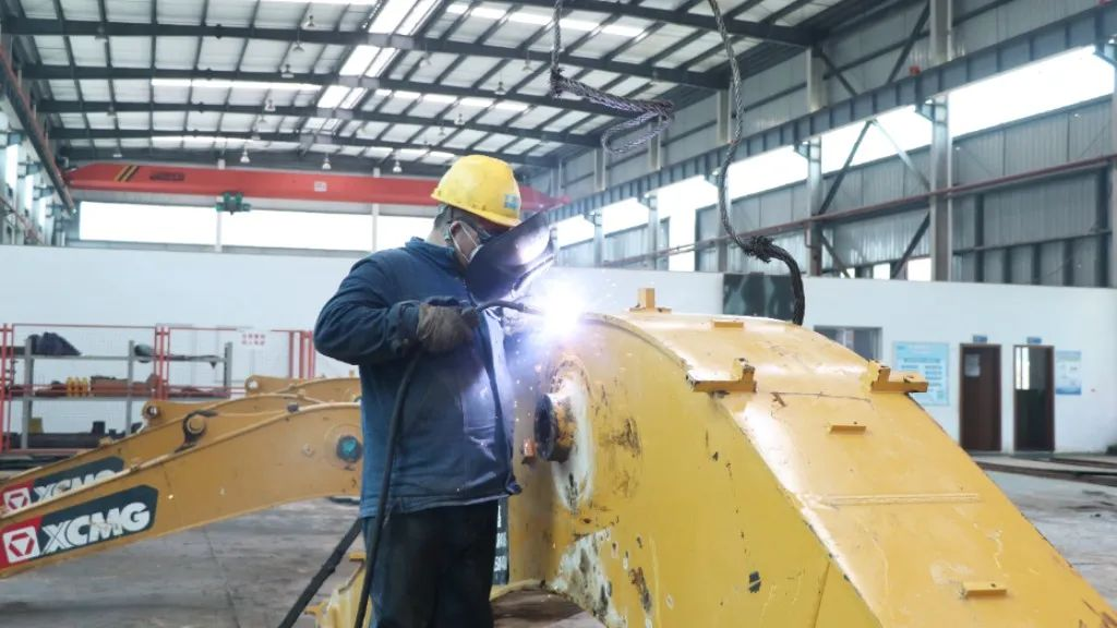 不負當“夏”——致敬每一份高溫下的堅守